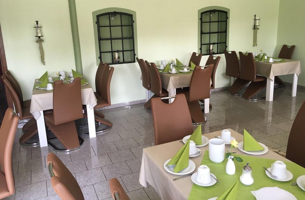 Hotel Zur Buche Bockhorn  Ngoại thất bức ảnh